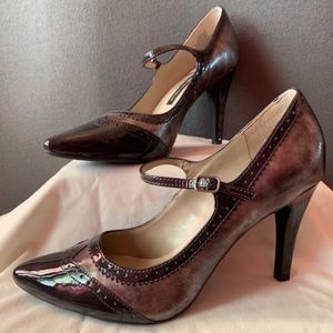 Dana Buchman Heels size 9